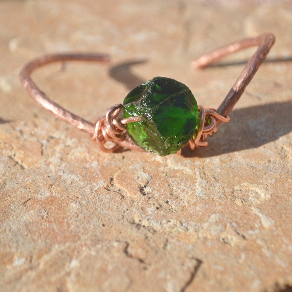 Natural Green Sea Glass Pure Copper Cuff Bracelet Boho Handmade Rustic Gift - Picture 6 of 8
